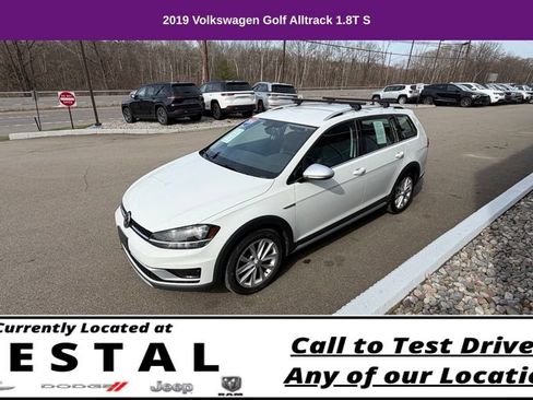 Used 2019 Volkswagen Golf Alltrack S AWD/4WD image 15