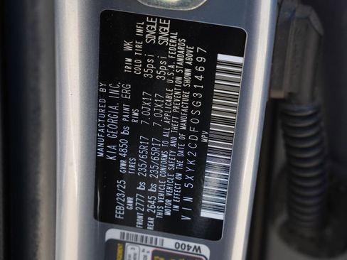 Used 2025 Kia Sportage LX image 29