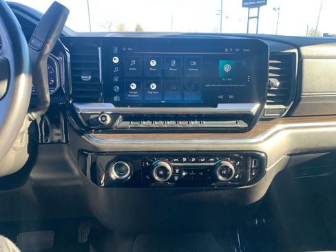 Certified 2022 Chevrolet Silverado 1500 LT image 25