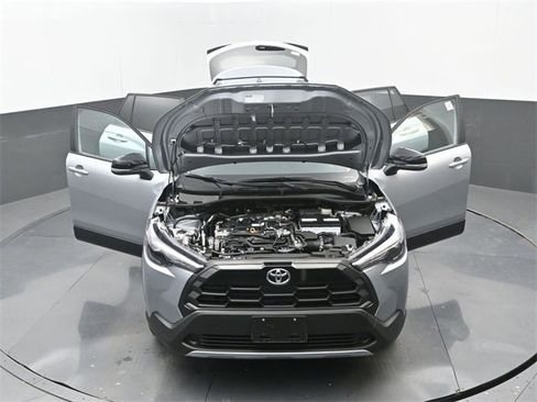 Used 2026 Toyota Corolla Cross LE w/ Moonroof Package image 33