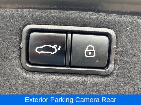 Used 2016 Hyundai Genesis 3.8 w/ Option Group 04 image 15