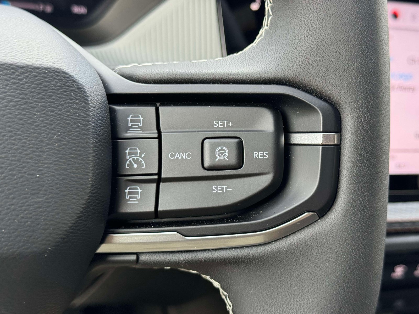 Used 2026 Jeep Cherokee Limited AWD/4WD image 21