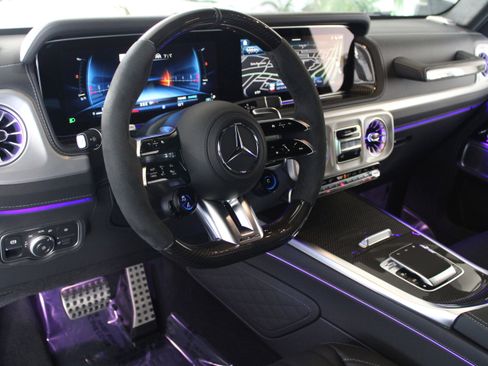 Used 2026 Mercedes-Benz G 63 AMG 4MATIC image 5