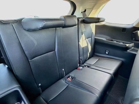 Used 2025 Toyota Grand Highlander AWD image 25