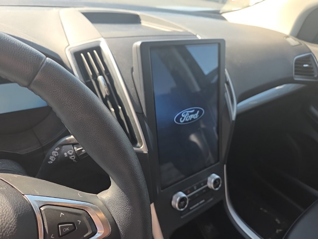 Certified 2024 Ford Edge SEL w/ Convenience Package AWD/4WD image 6