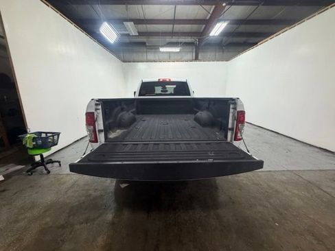 Used 2024 RAM 3500 Big Horn AWD/4WD image 12
