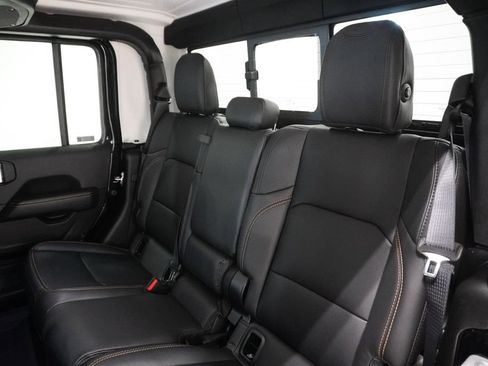 New 2026 Jeep Gladiator Sport image 14