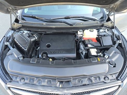 Used 2021 Buick Enclave Premium w/ Sun and Sites Package image 45