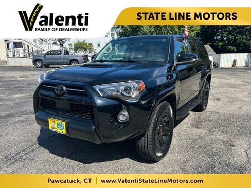 Used 2021 Toyota 4Runner Venture AWD/4WD image 1