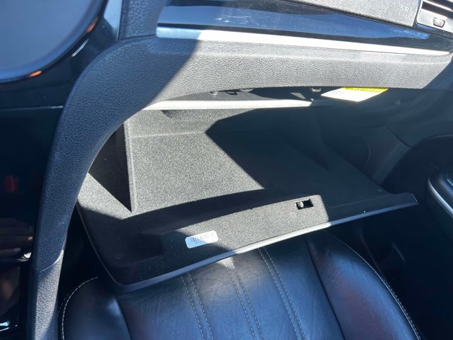 Used 2019 Chrysler 300 S RWD image 30