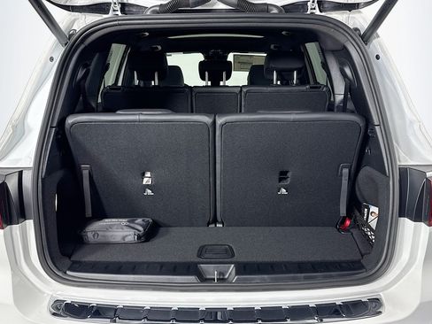 New 2026 Mercedes-Benz GLB 250 image 23