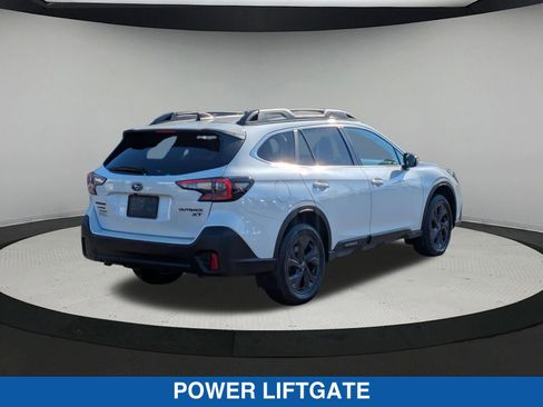 Certified 2022 Subaru Outback Onyx Edition XT image 4