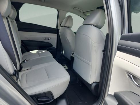 New 2026 Hyundai Tucson SEL FWD image 17