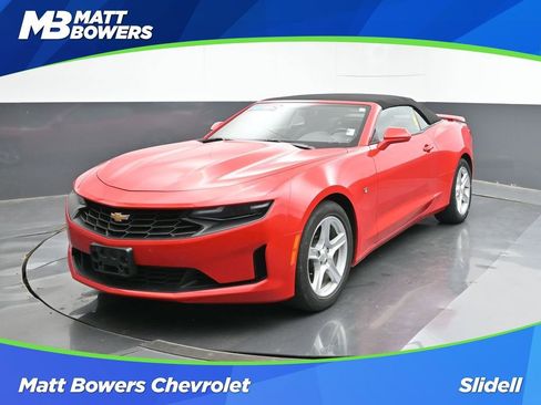 Used 2023 Chevrolet Camaro LT image 1