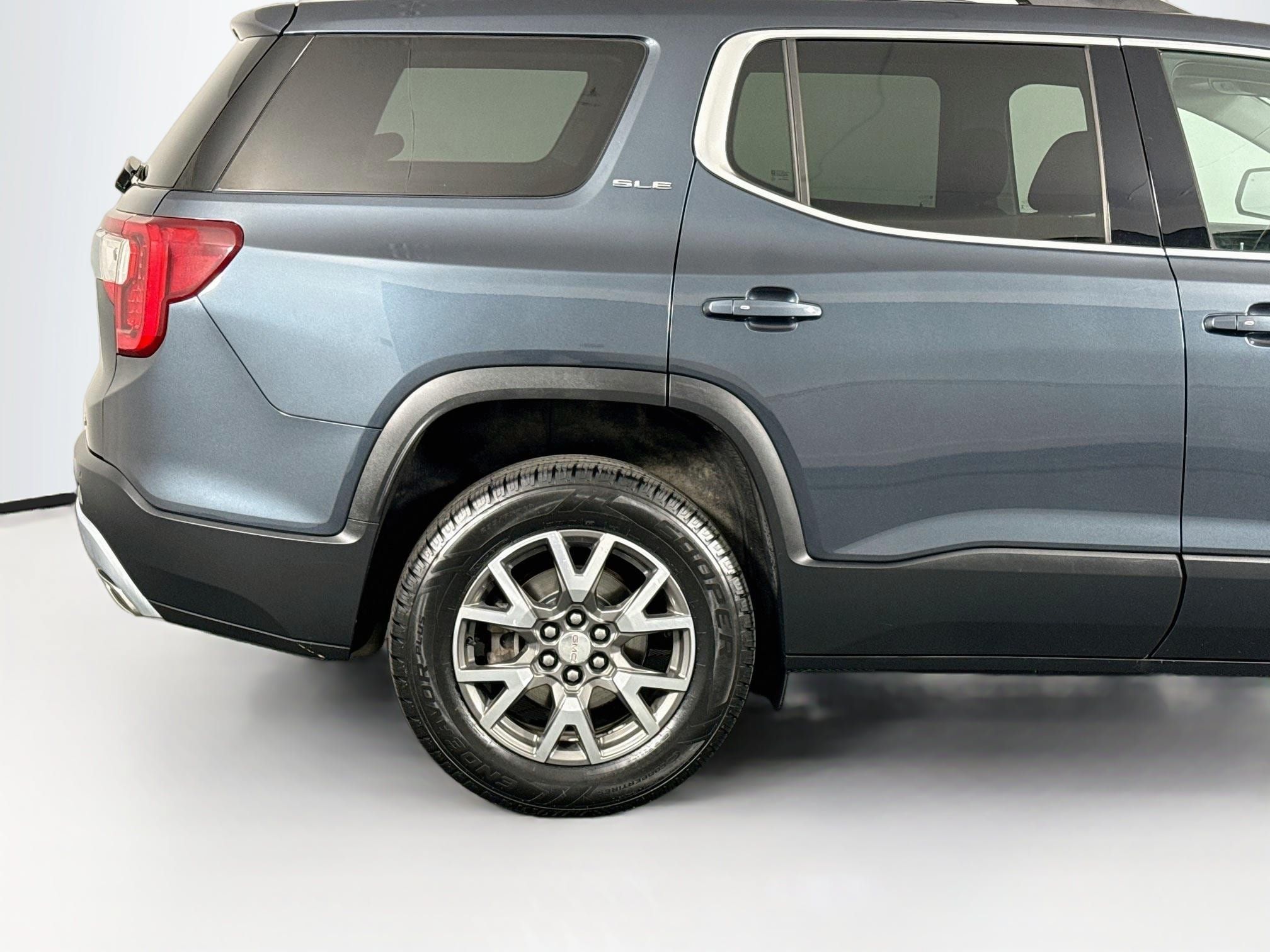 Used 2020 GMC Acadia SLE w/ Driver Convenience Package AWD/4WD image 47