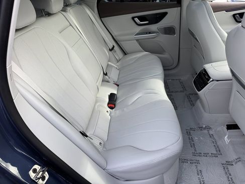 New 2026 Mercedes-Benz EQE 320+ SUV image 5