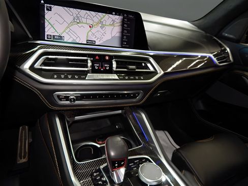 Used 2020 BMW X5 M AWD/4WD image 23