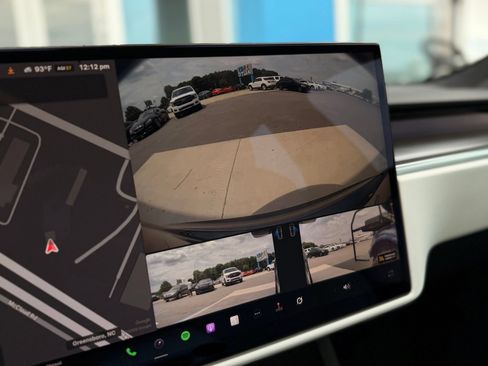Used 2022 Tesla Model S Plaid AWD/4WD image 50