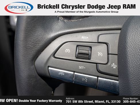 Used 2025 Cadillac XT4 Premium Luxury FWD image 30