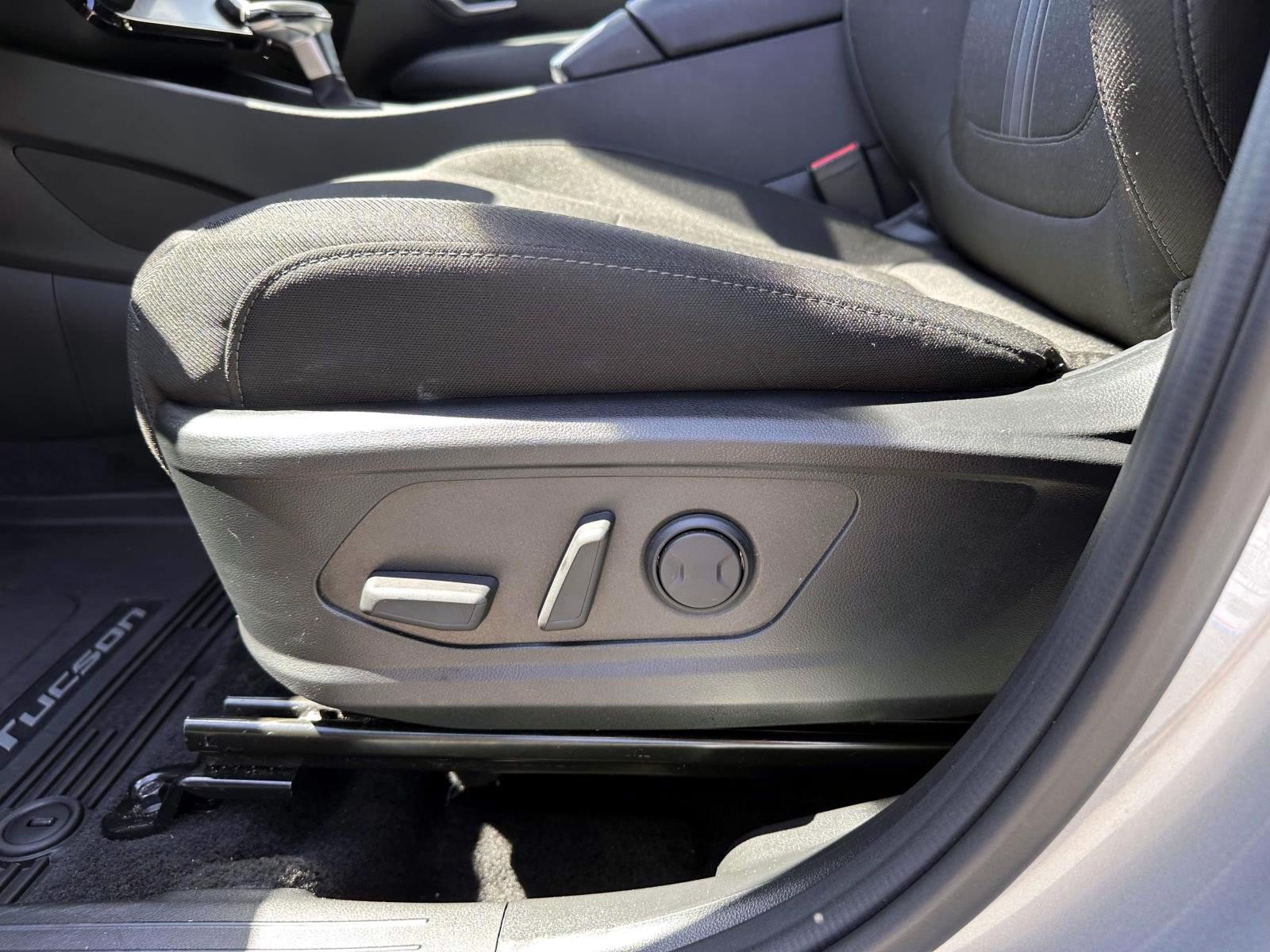 Used 2025 Hyundai Tucson SEL AWD/4WD image 10