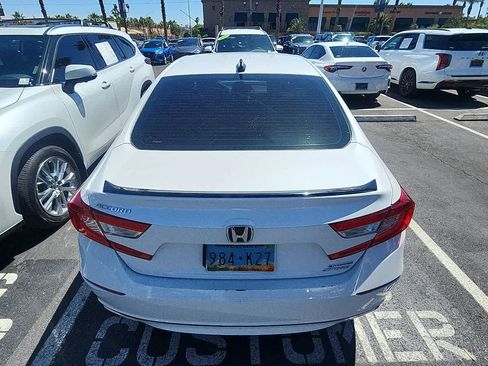 Used 2022 Honda Accord Sport image 4