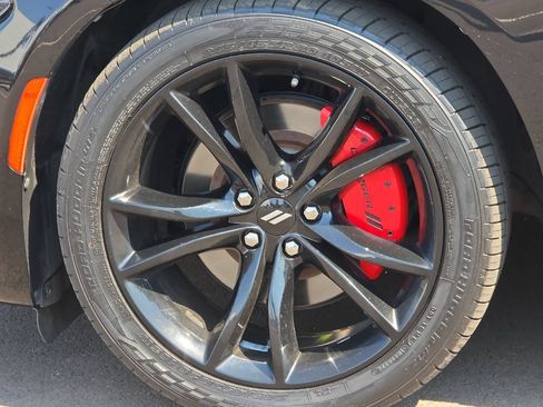 Used 2017 Dodge Charger R/T w/ Blacktop Package RWD image 24