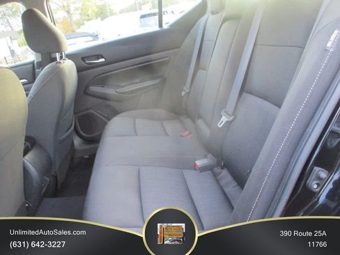 Used 2022 Nissan Altima 2.5 SV FWD image 8