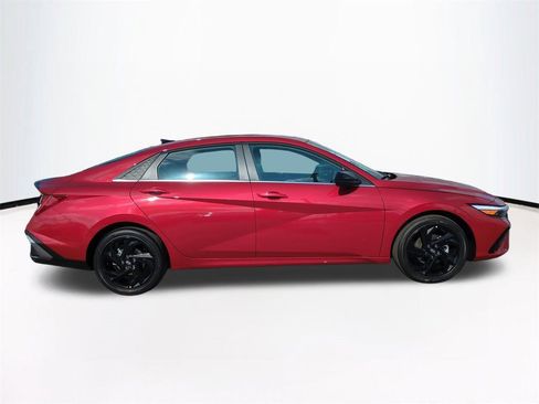 New 2026 Hyundai Elantra SEL Sport image 4