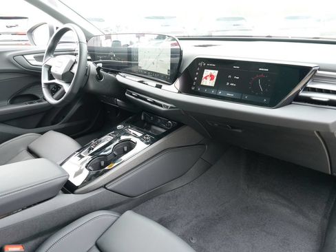 Used 2025 Audi A5 2.0T Premium w/ 19" Wheel Package AWD/4WD image 18