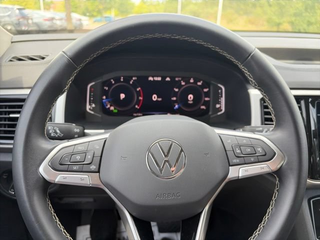 Used 2023 Volkswagen Atlas SE w/ Black Wheel Package AWD/4WD image 13