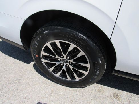 Used 2025 Ford Expedition Max Platinum AWD/4WD image 4