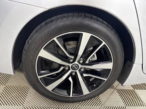 Used 2023 Nissan Maxima SV w/ Floor Mat Group FWD image 29