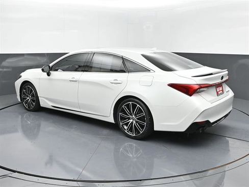Certified 2021 Toyota Avalon Touring FWD image 26
