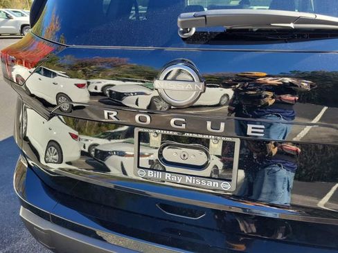 New 2026 Nissan Rogue S image 8