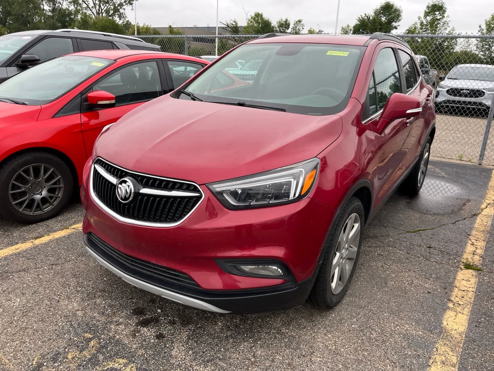 Used 2018 Buick Encore Essence w/ Experience Buick Package FWD image 3