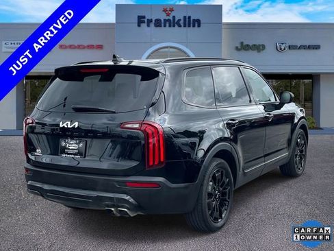 Used 2022 Kia Telluride EX w/ EX Premium Package AWD/4WD image 3