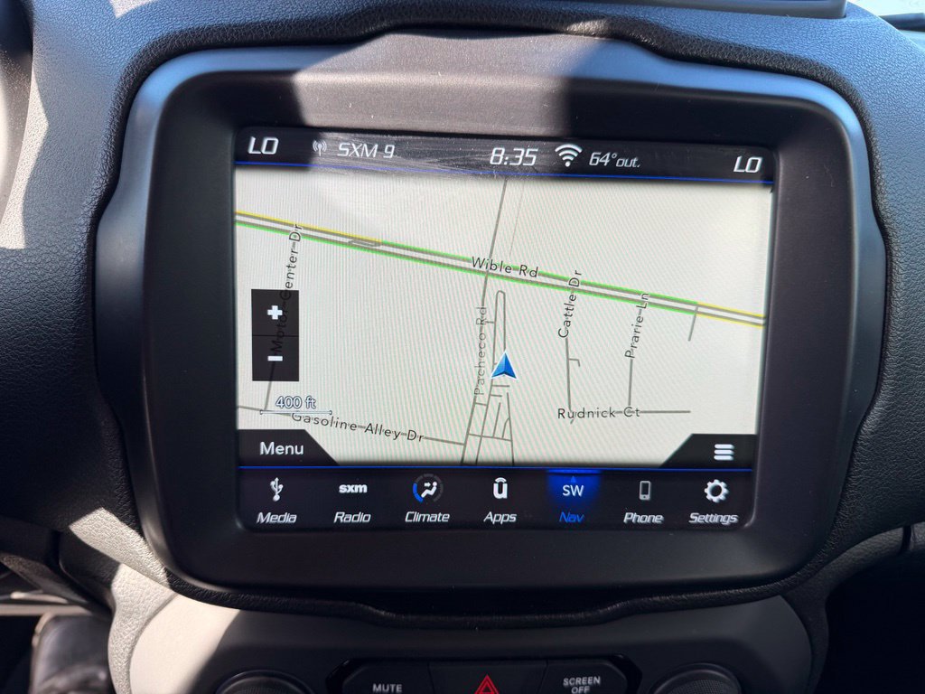 Used 2018 Jeep Renegade Altitude w/ UConnect 8.4 Nav Group FWD image 19