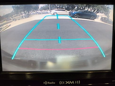 Used 2014 Toyota Tundra SR5 w/ SR5 Upgrade Package RWD image 15