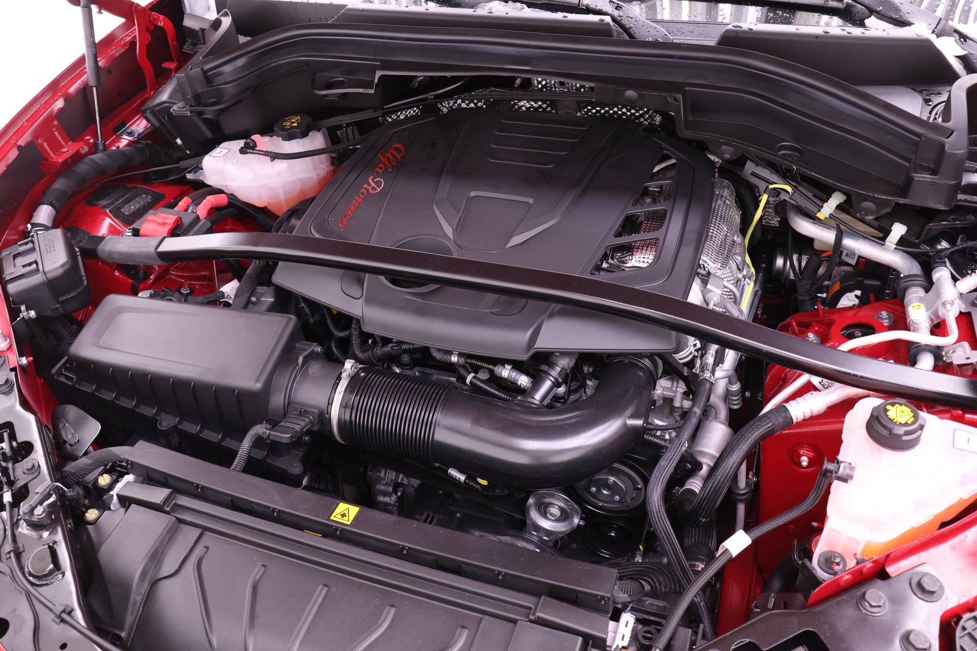 New 2026 Alfa Romeo Stelvio Sprint AWD/4WD image 17
