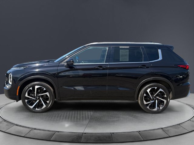 Used 2024 Mitsubishi Outlander SEL AWD/4WD image 2