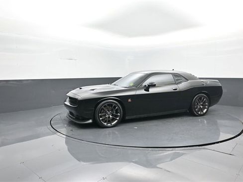 Used 2022 Dodge Challenger R/T Scat Pack image 4
