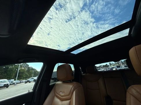 Used 2020 Cadillac XT5 Premium Luxury FWD image 15