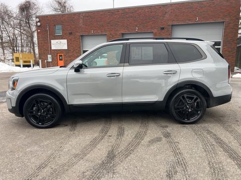 Certified 2023 Kia Telluride SX Prestige X-Line image 2