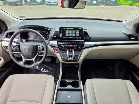 Used 2025 Honda Odyssey EX-L image 29