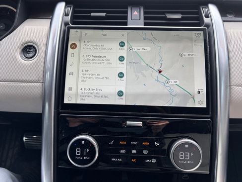 Used 2023 Land Rover Discovery S R-Dynamic image 33