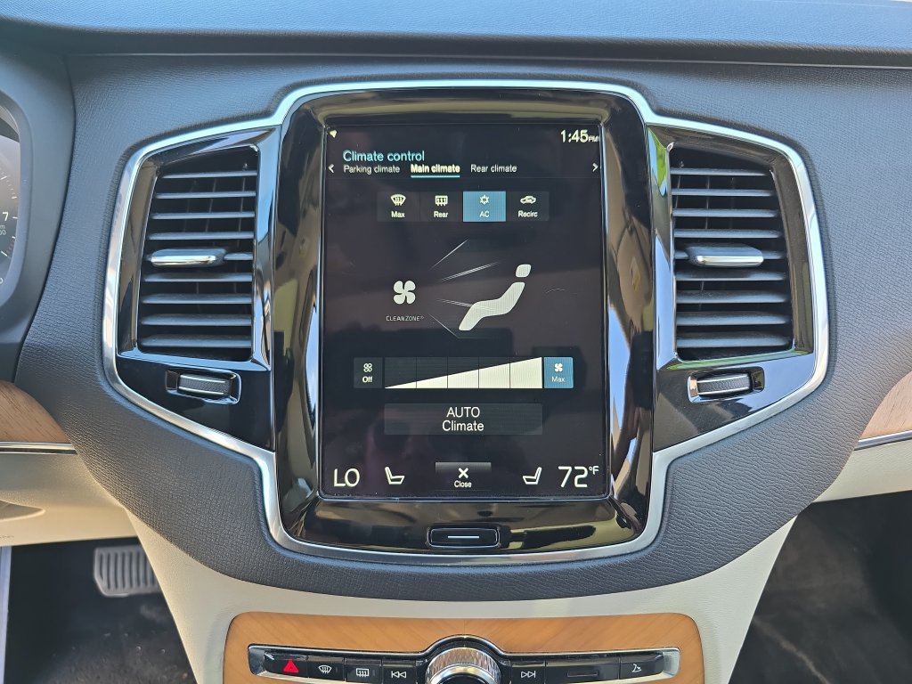 Used 2022 Volvo XC90 T6 Momentum AWD/4WD image 28