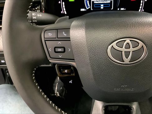 Used 2026 Toyota Camry SE w/ Convenience Package AWD/4WD image 24