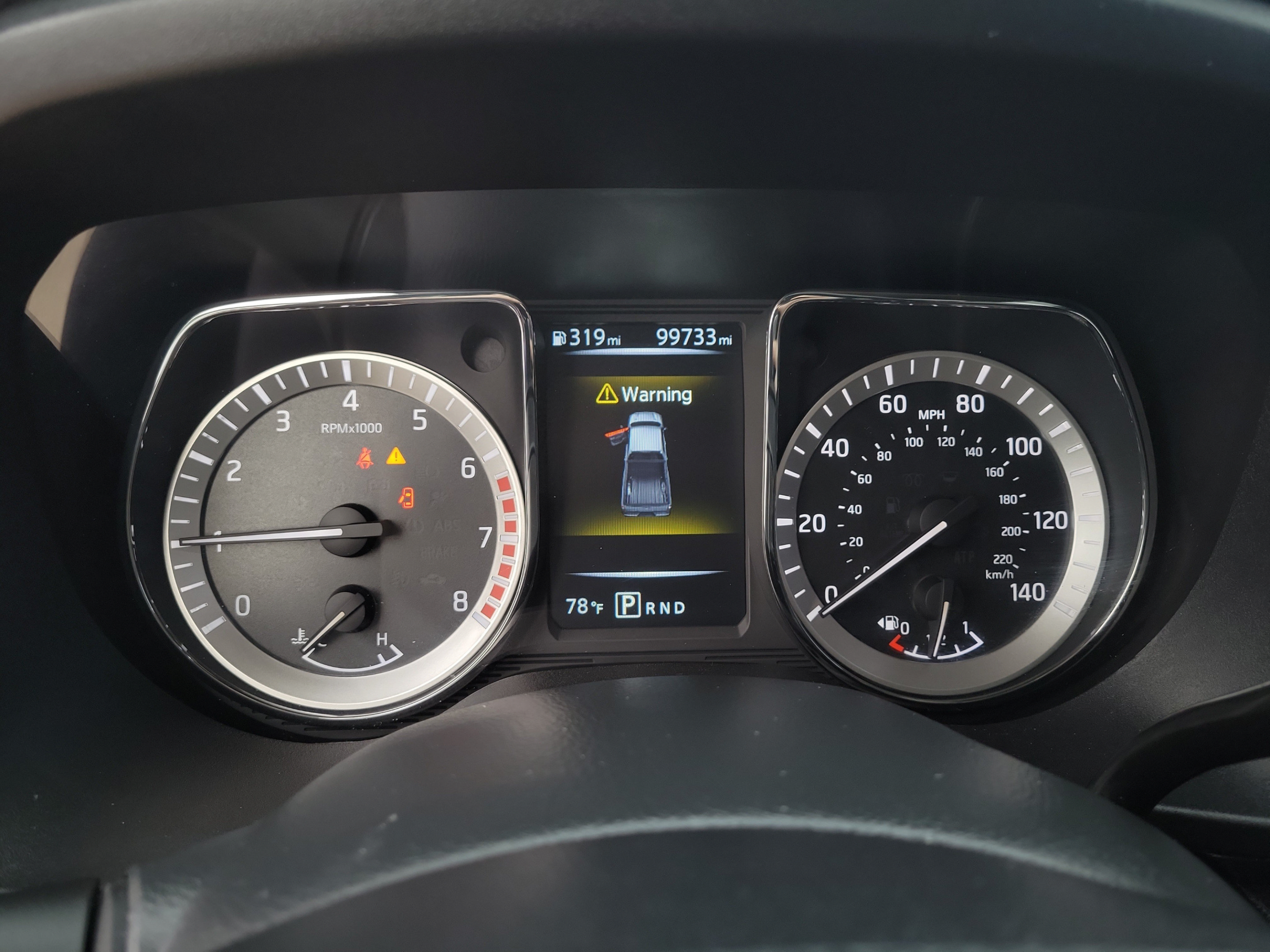 Used 2017 Nissan Titan SV RWD image 32