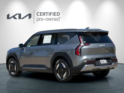 Certified 2024 Kia EV9 Wind AWD/4WD image 6