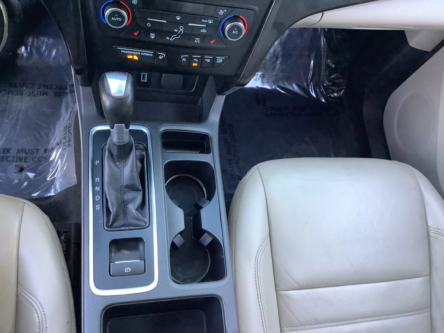 Used 2017 Ford Escape Titanium w/ Equipment Group 301A FWD image 33